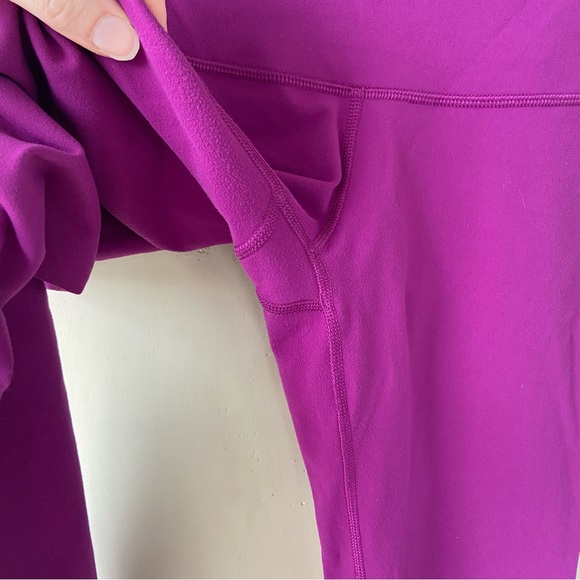 Lululemon Purple/Pink High Rise align leggings size 6 - Picture 4 of 4